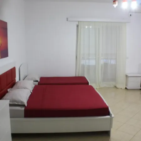 Konomi * Sarandë